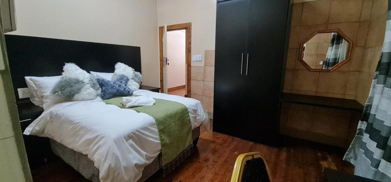 My House Guest House Претория Екстериор снимка