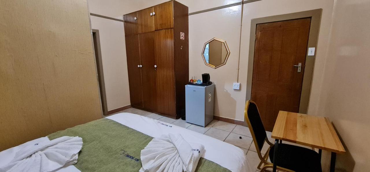 My House Guest House Претория Екстериор снимка