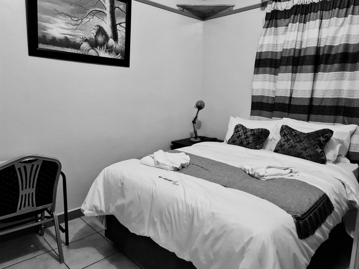 My House Guest House Претория Екстериор снимка