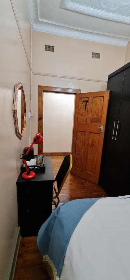My House Guest House Претория Екстериор снимка