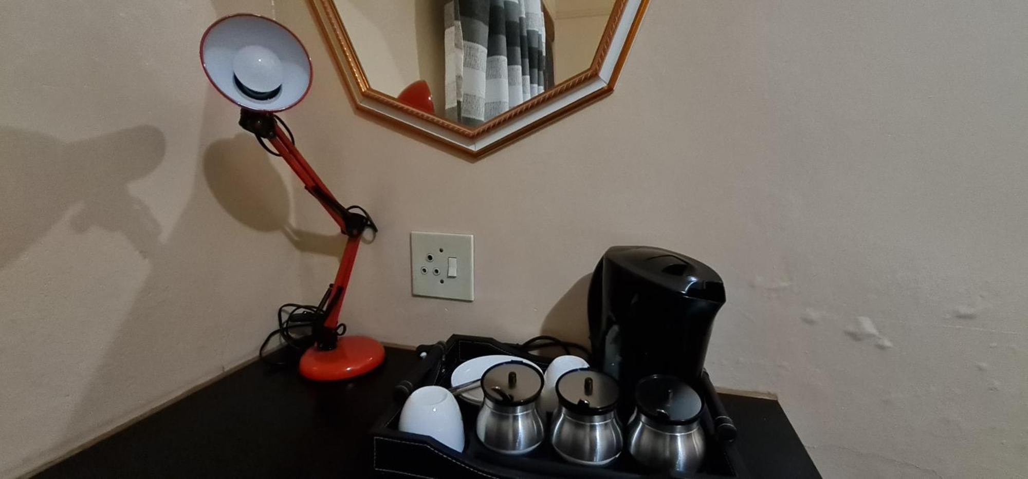 My House Guest House Претория Екстериор снимка